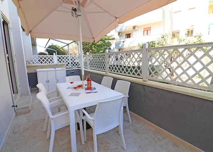 Luisa A Апартаменти Отранто